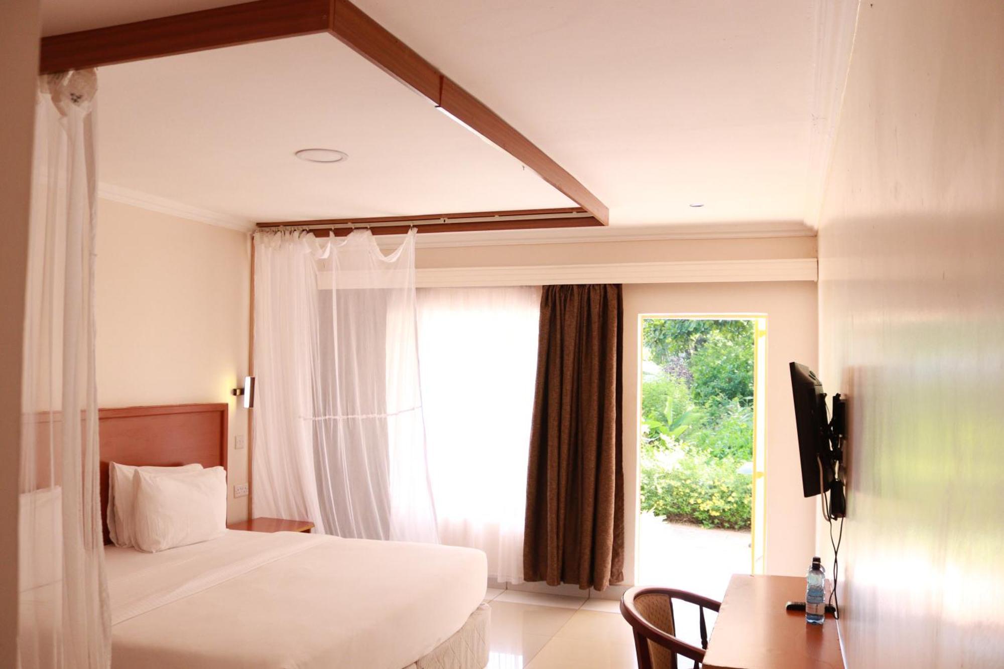 Izaak Walton Inn Embu Exterior photo
